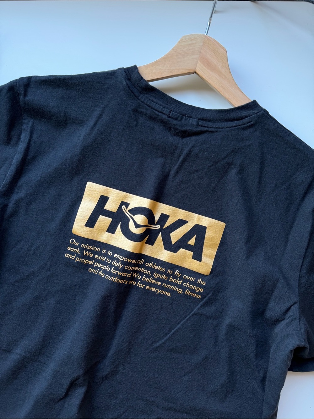 Hoka Black Crop Tee Womens